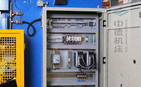 ZDPK-8025采用法國(guó)進(jìn)口施耐德元?dú)饧€(wěn)定耐用壽命長(zhǎng).jpg ZDPK-8025采用法國(guó)進(jìn)口施耐德元?dú)饧€(wěn)定耐用壽命長(zhǎng).jpg